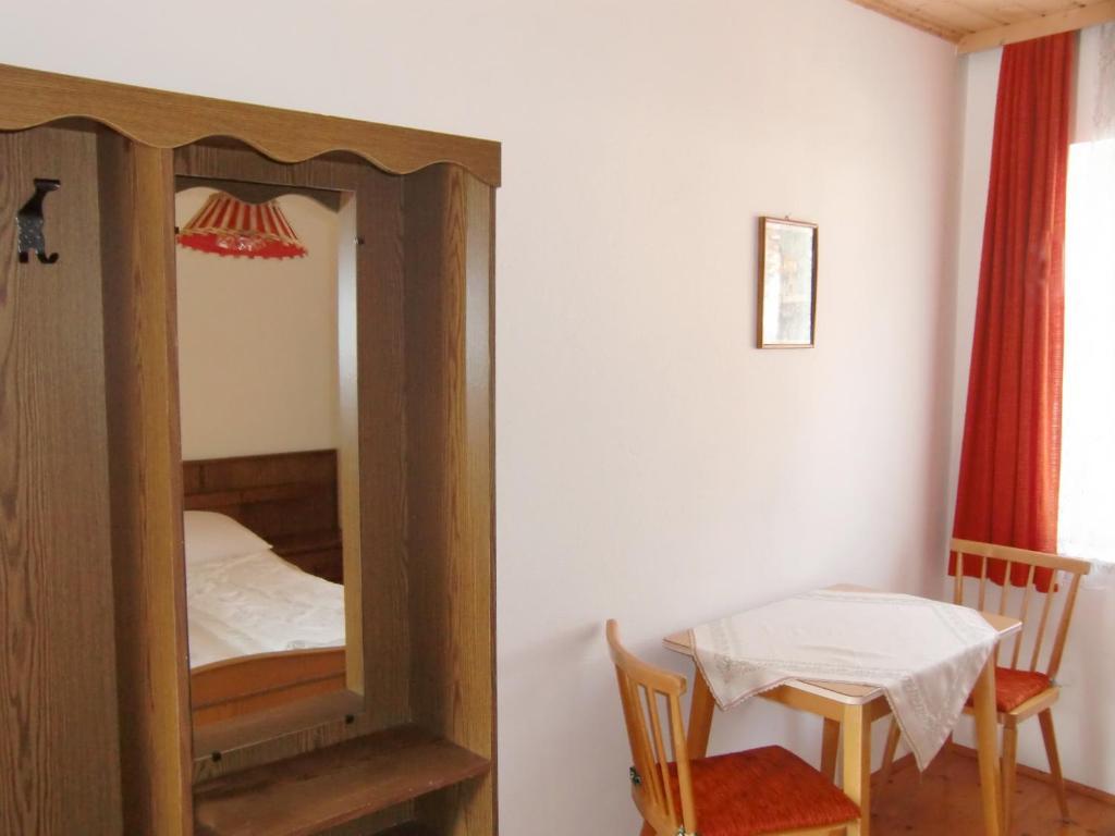 Mitschighof - Apartments Und Pension - Heidis-Welt, Mitschig Hermagor-Pressegger See Chambre photo